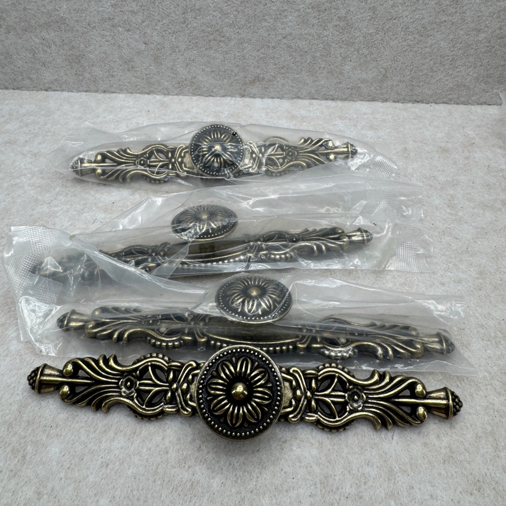 Unbranded Ornate Cabinet Drawer Pull Handles 4pc Antique Brass Floral Victorian‎